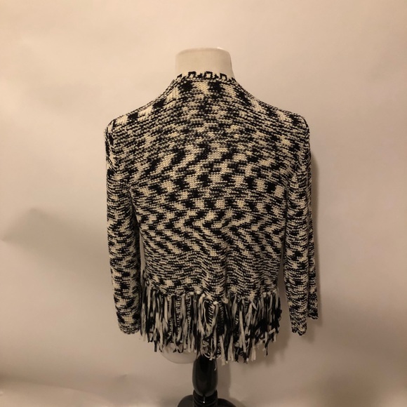 Chico’s black and white open sweater size 0 - Picture 5 of 5